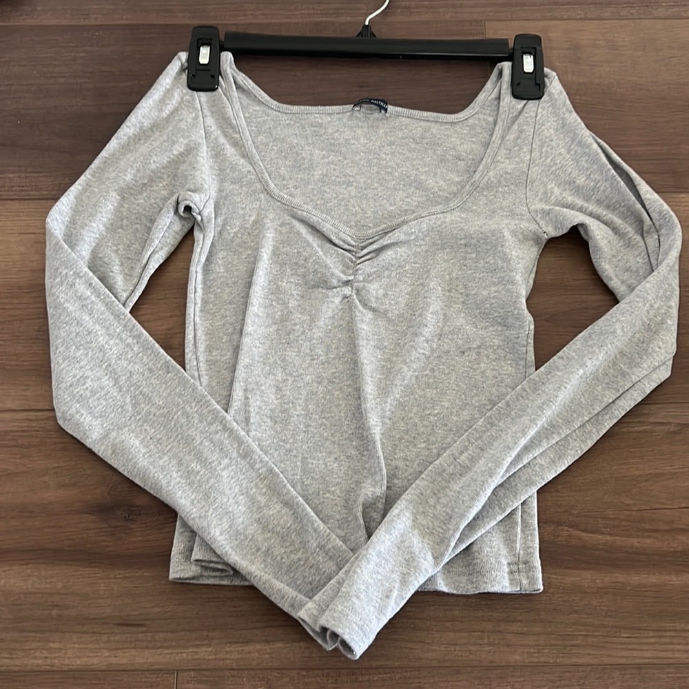 long sleve square neck brandy melville top